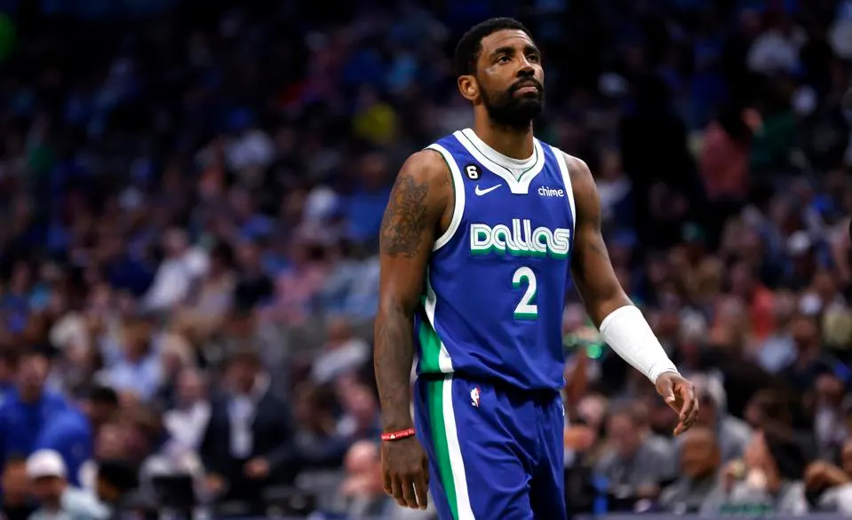 Kyrie Irving playing against the Sacramento Kings on April 5, 2023.