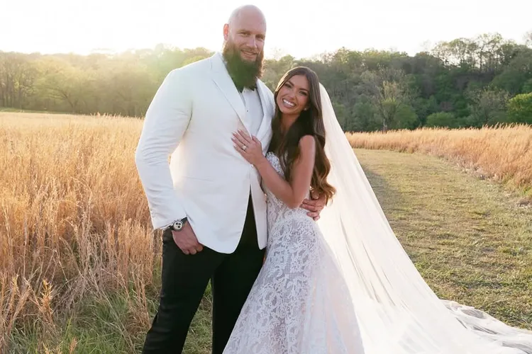 Lane Johnson and Kelsey Holmer