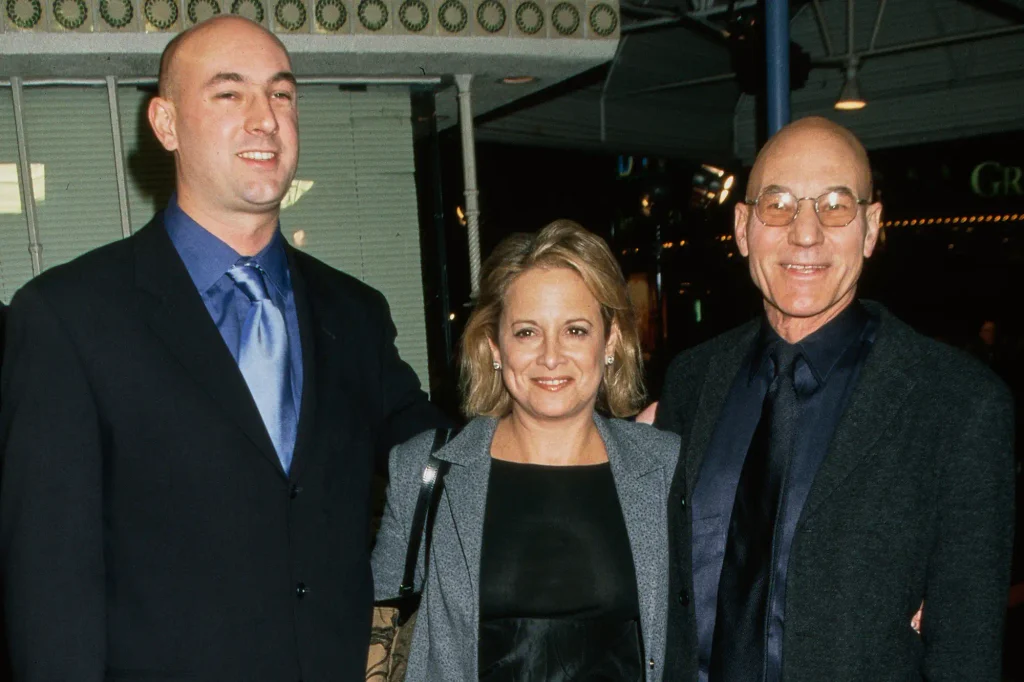  Patrick Stewart with Wendy Neuss and Daniel Stewart.